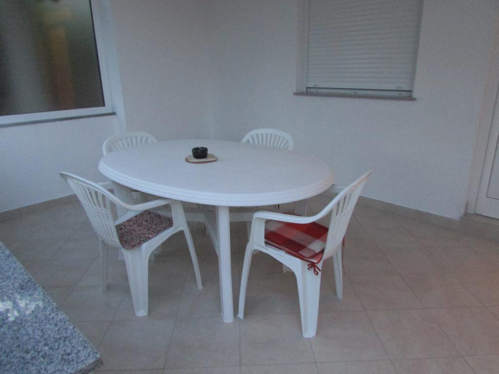 Apartmani I Sobe Grga Starigrad Paklenica Room photo